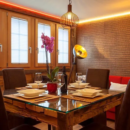 Schnapskeller בקתה צרמט